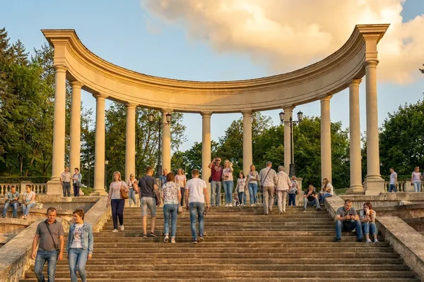 Чем заняться в Кисловодске: курортные парки, нарзан и активный отдых